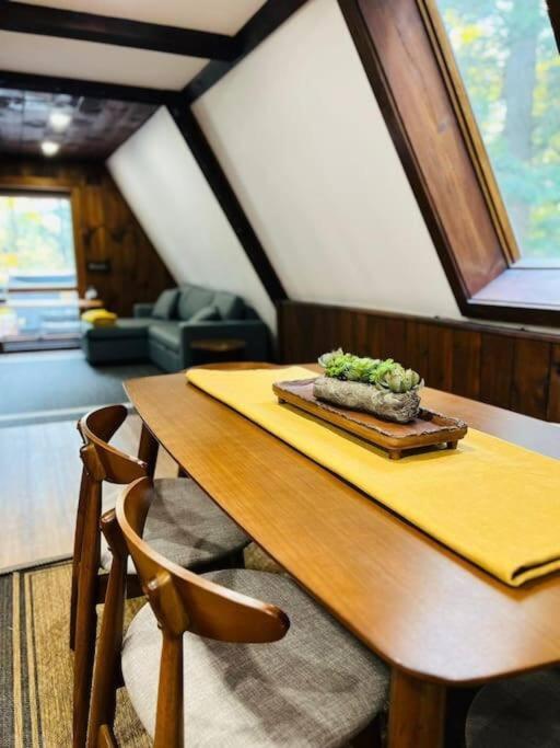 New! Cozy & Modern A-Frame In The Woods W/Hot Tub Villa Tamworth Eksteriør bilde