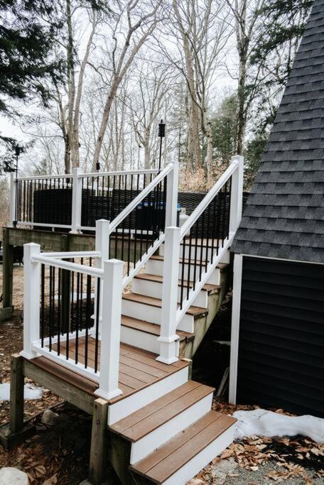 New! Cozy & Modern A-Frame In The Woods W/Hot Tub Villa Tamworth Eksteriør bilde