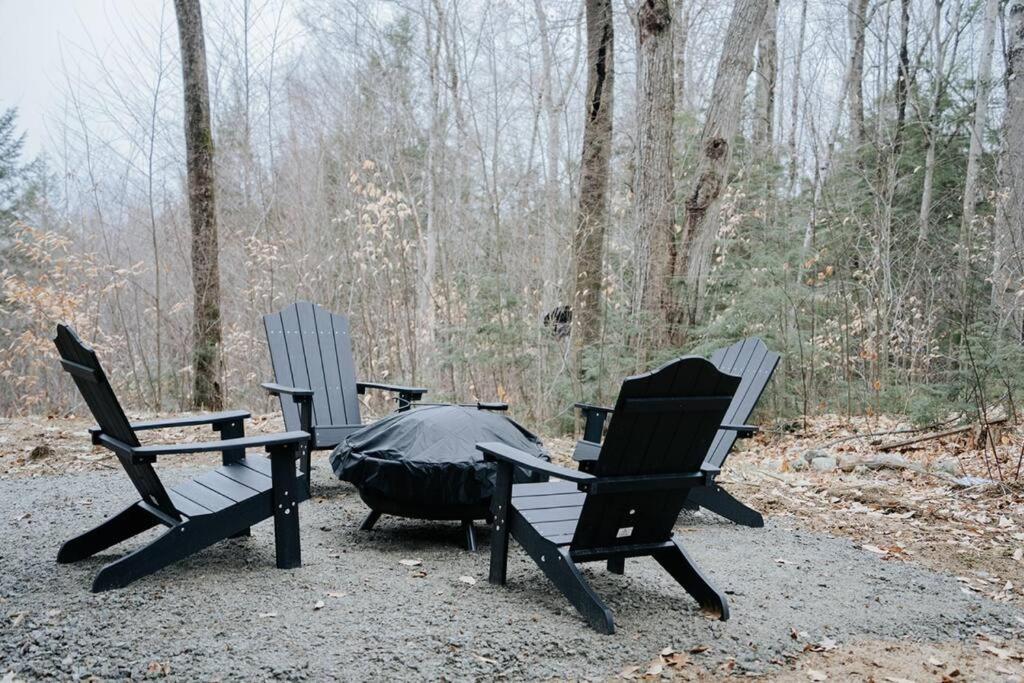 New! Cozy & Modern A-Frame In The Woods W/Hot Tub Villa Tamworth Eksteriør bilde