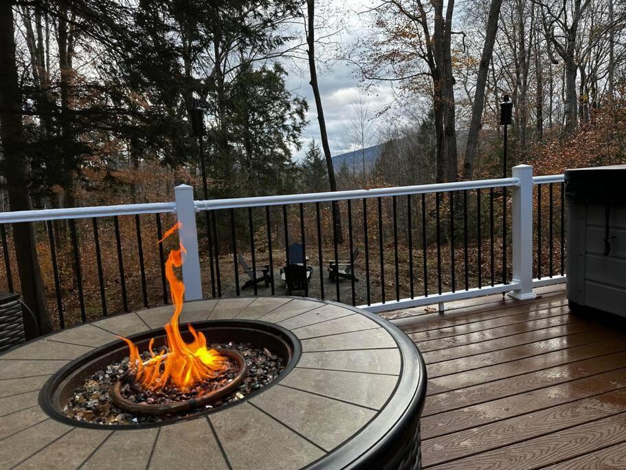 New! Cozy & Modern A-Frame In The Woods W/Hot Tub Villa Tamworth Eksteriør bilde